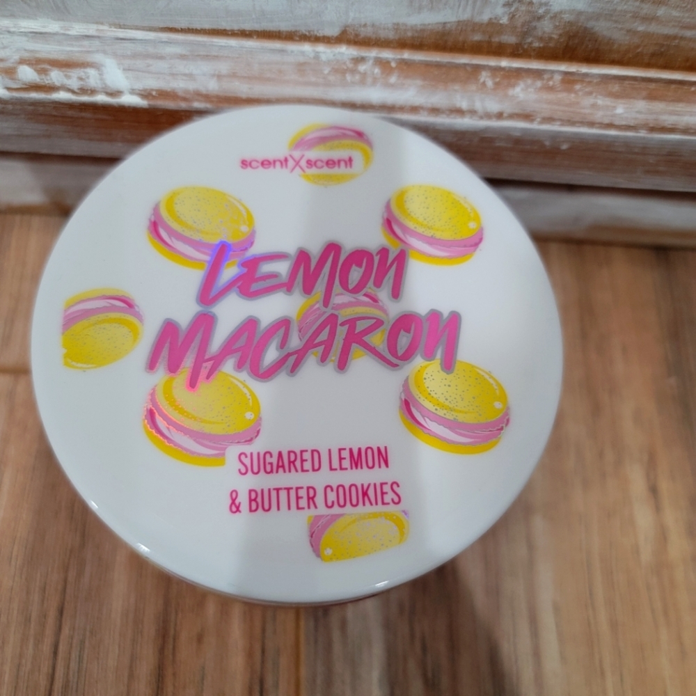 NWT Lemon Macaron Whipped Body Butter - Picture 2 of 3